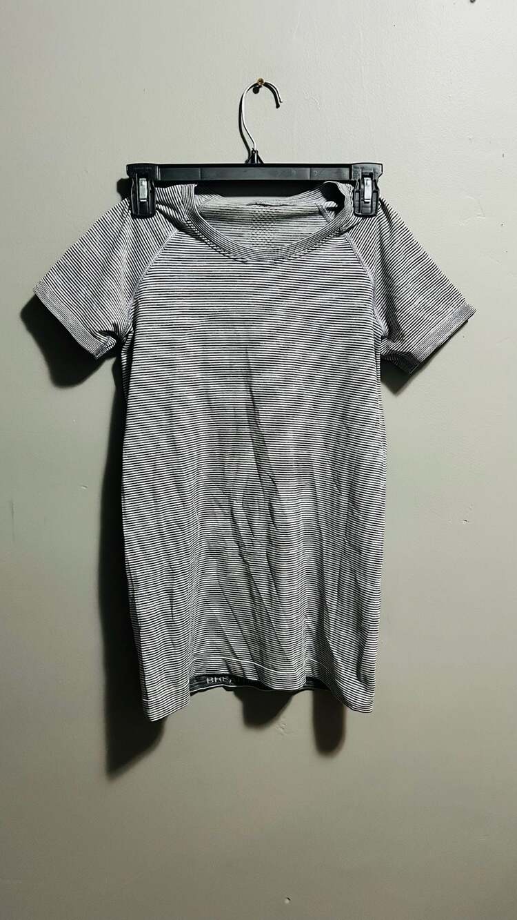 Lululemon Swiftly Tech Short Sleeve 2.0 Striped Athletic Top. Pc68